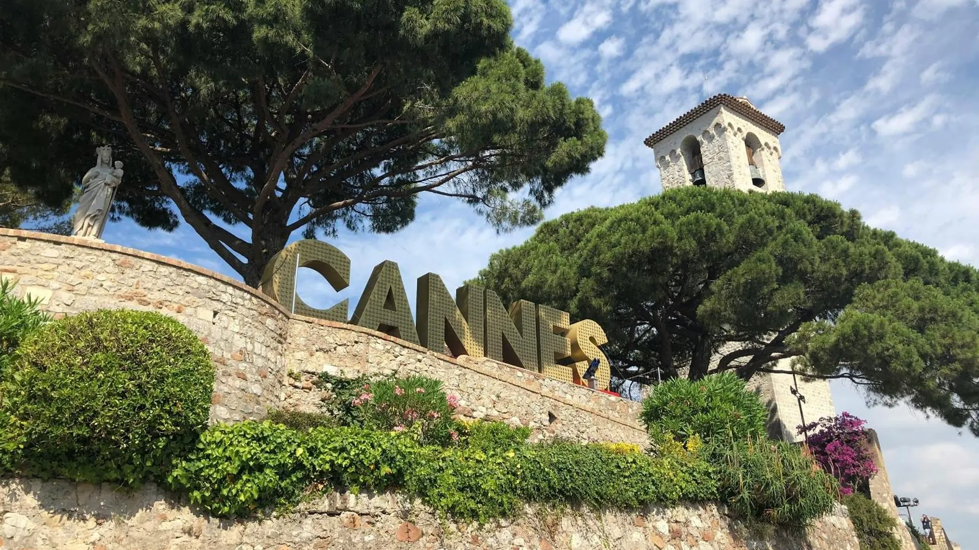 Cannes Quai St Pierre 2 Bedrooms Apt With Balcony And Sea View Lägenhet